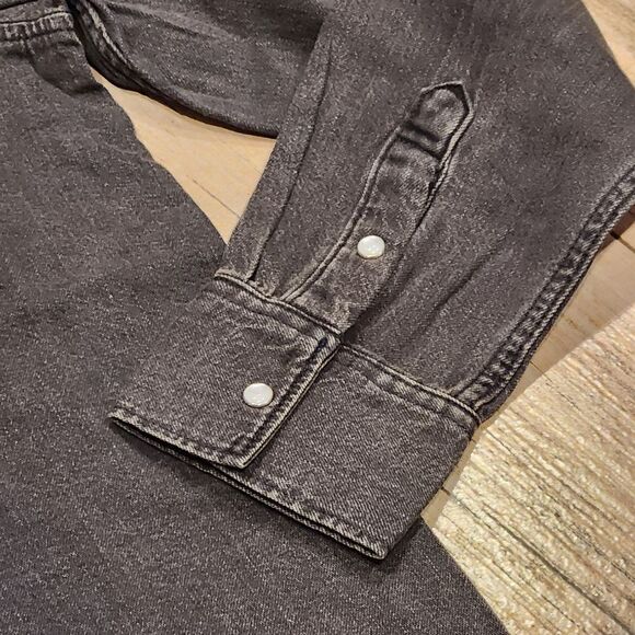 🔸️NWT Levi's Black Ultimate Snap Buttoned Western Long Sleeve Top Large - Picture 10 of 12